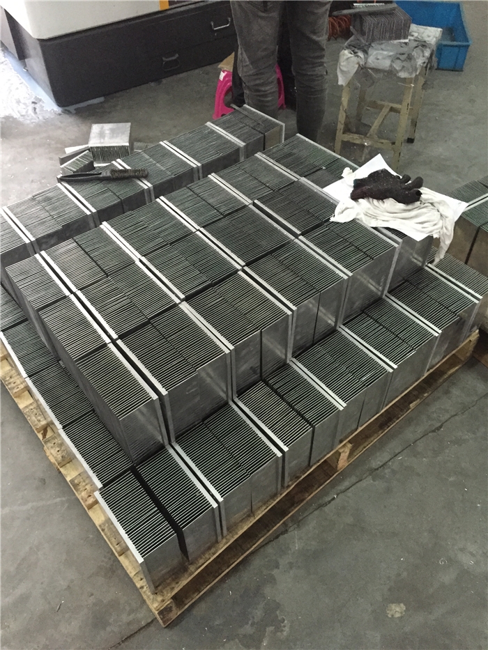 汇川MD380配套散热器